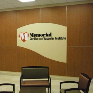  - Dimensional-Lobby-Signage-Healthcare-Memorial-2-Image360-Lauderhill