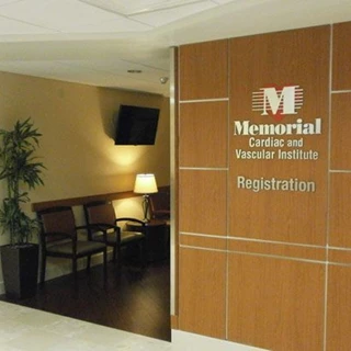  - Dimensional-Lobby-Signage-Healthcare-Memorial-Image360-Lauderhill