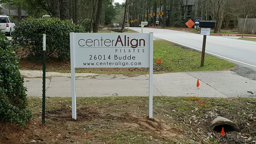 Non Lighted Extruded Aluminum Post signage The Woodlands